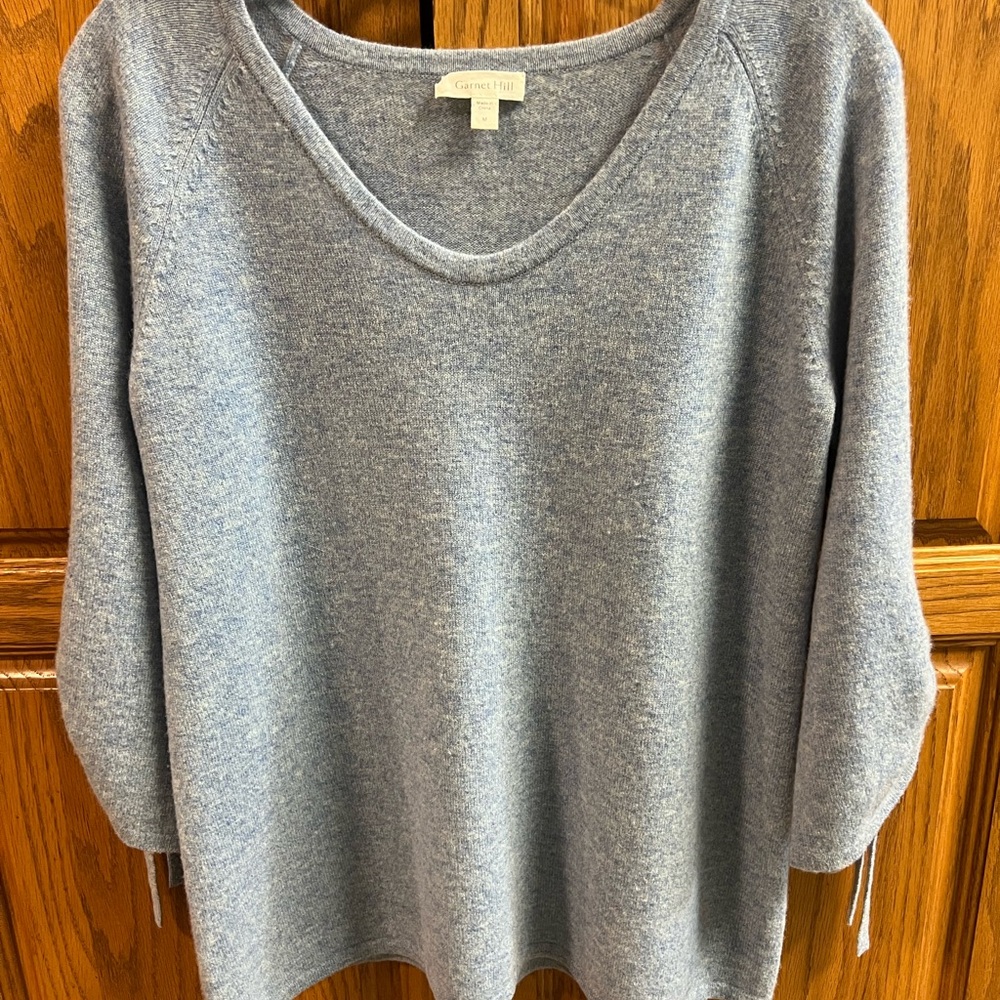 Garnet Hill Baby Blue Cashmere V-Neck Sweater w/Adjustable Ties on Sleeves, Med